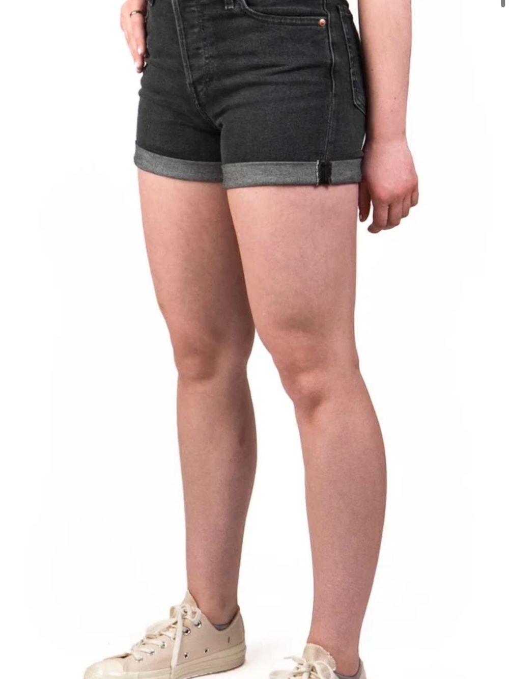 Levi’s Wedgie Short Black Denim Shorts Size 27